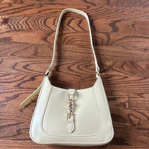 VICI Cammy Structured Shoulder bag- Butter yellow